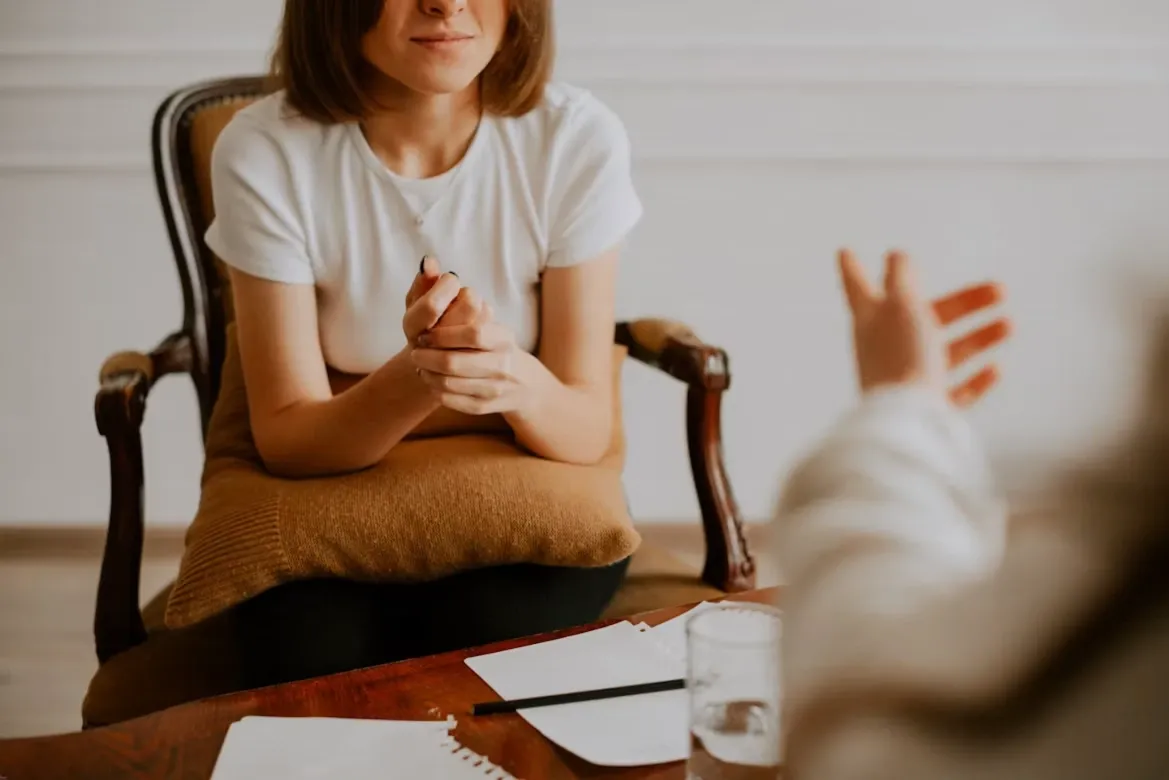 Woman talking with a licensed therapist during online anxiety therapy in California